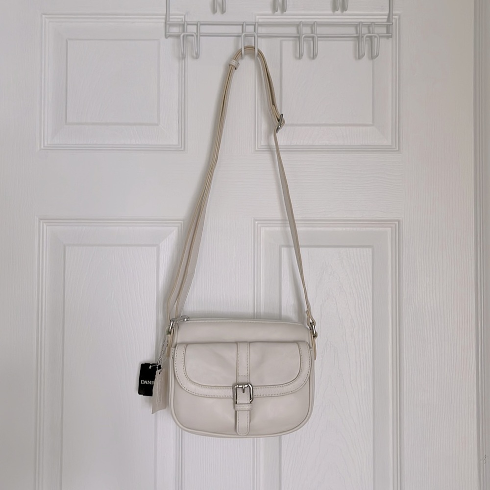 New Danier small off white shoulder bag
